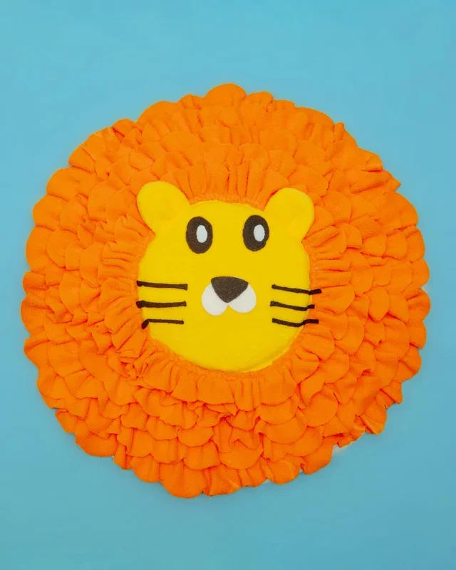 Lion Dog Snuffle Mat